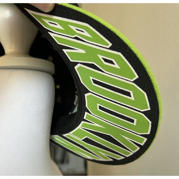 90s Brooklyn Hat Green Embroidered Flat Brim Artsy Bold Vintage Skate Grunge Y2K - Picture 2 of 8